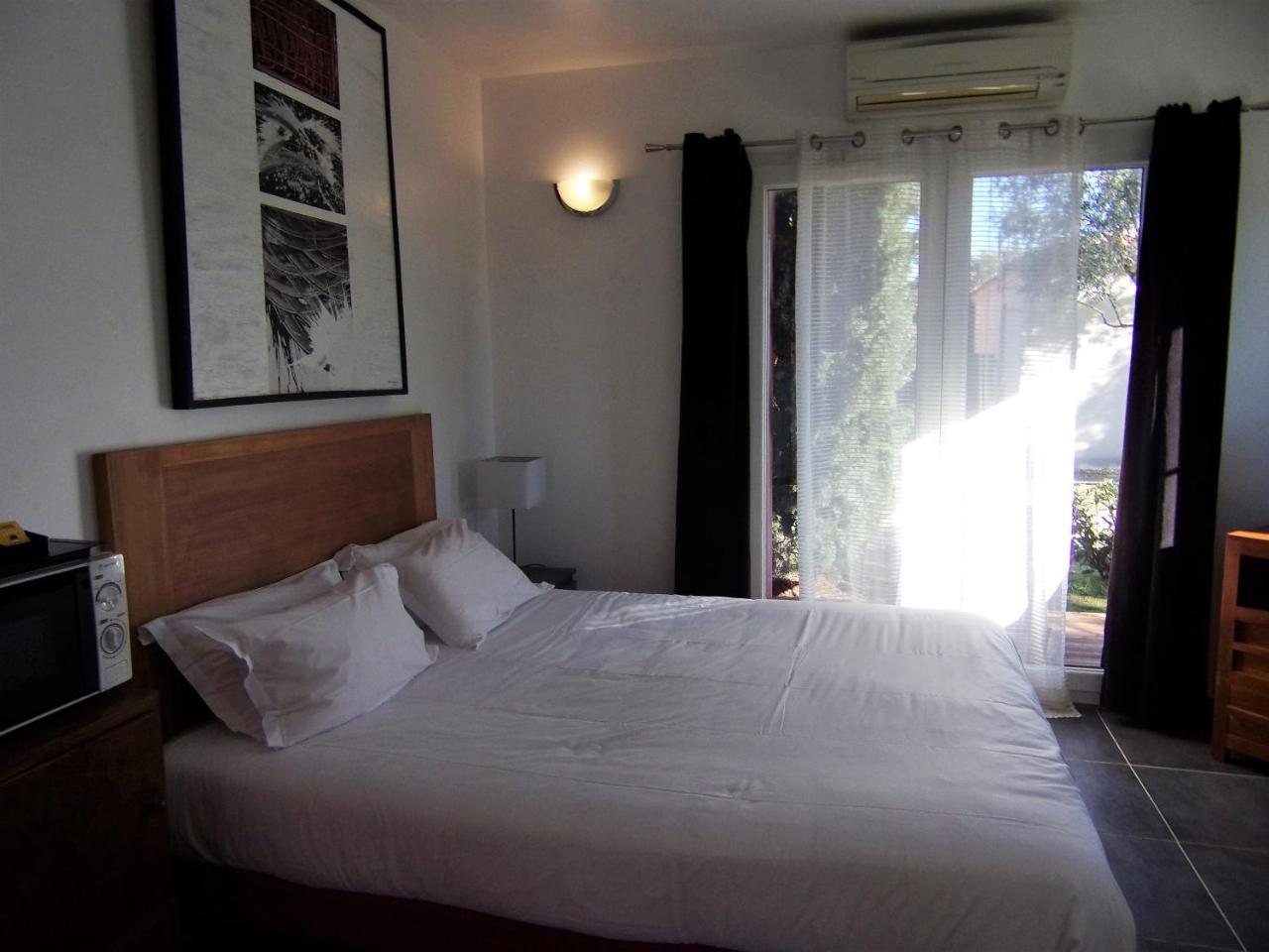 Hotel Domaine Le Milos Кастри Экстерьер фото